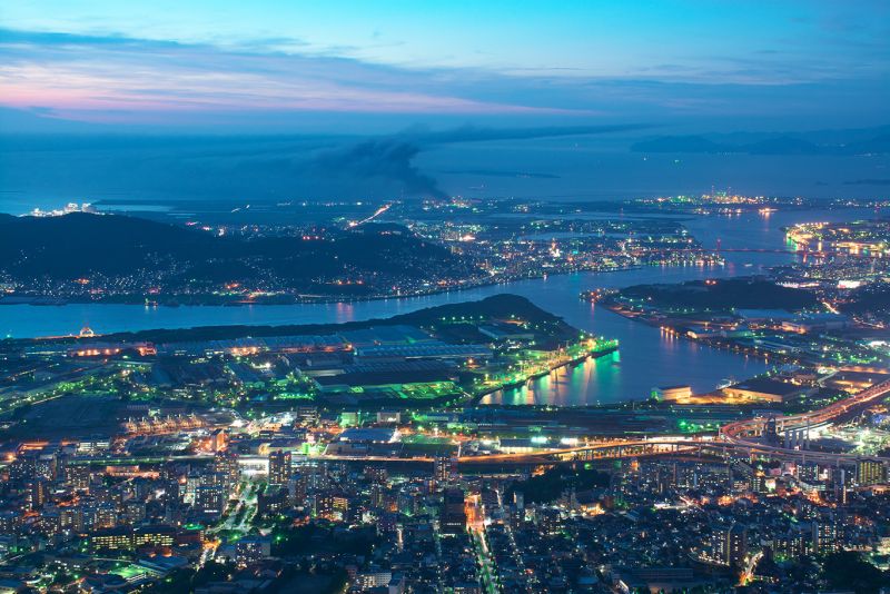 Cảnh đêm nhìn từ núi Sarakura